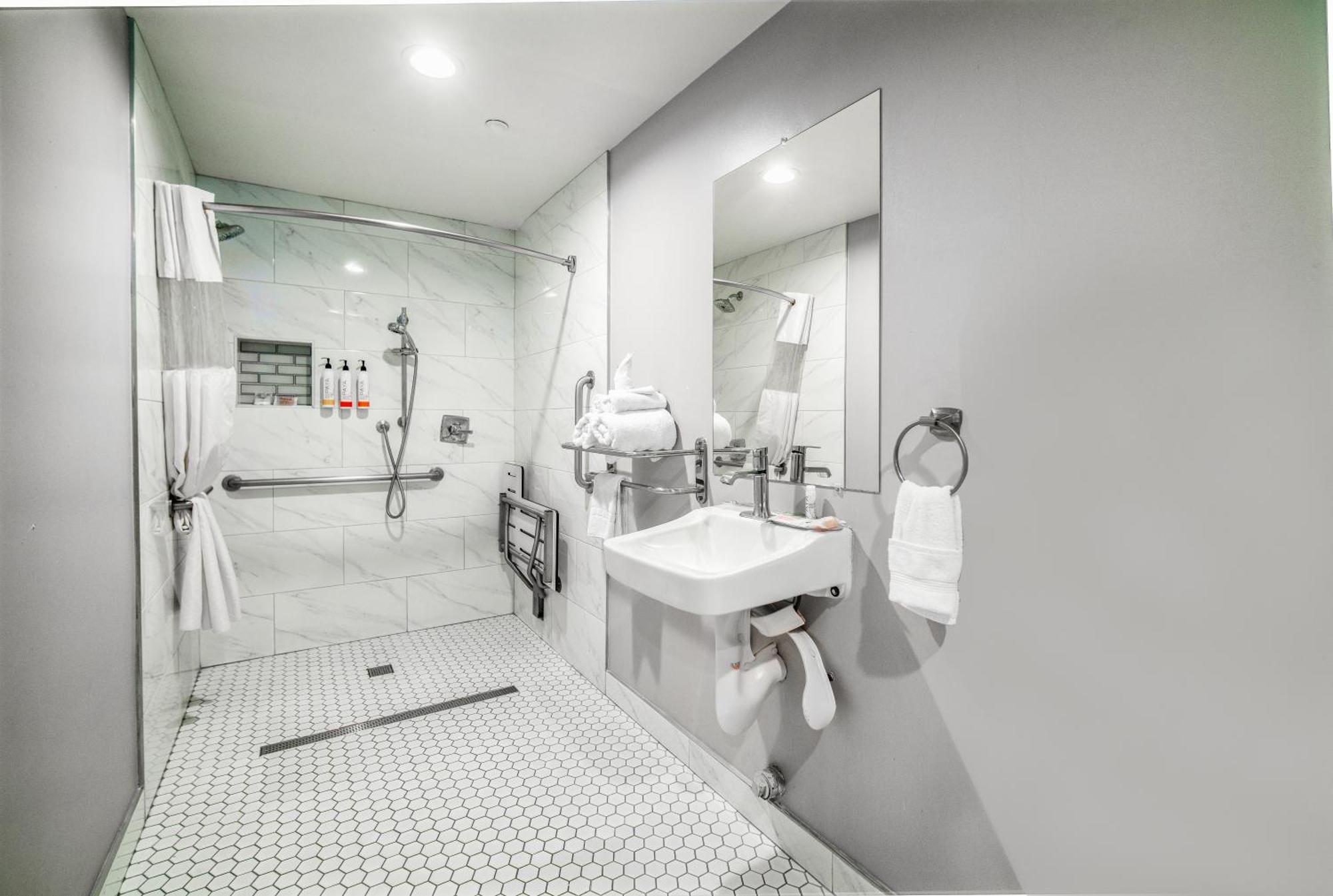 Rodeway Inn South Gate - Los Angeles South Bagian luar foto