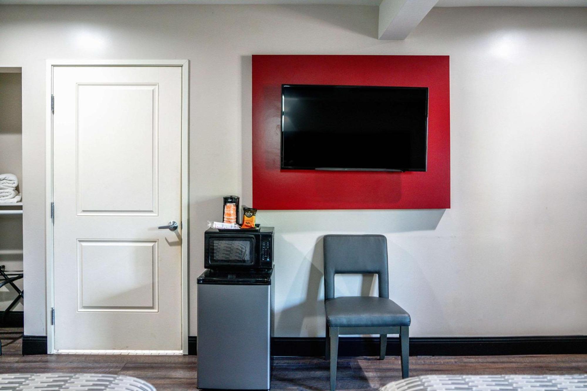Rodeway Inn South Gate - Los Angeles South Bagian luar foto