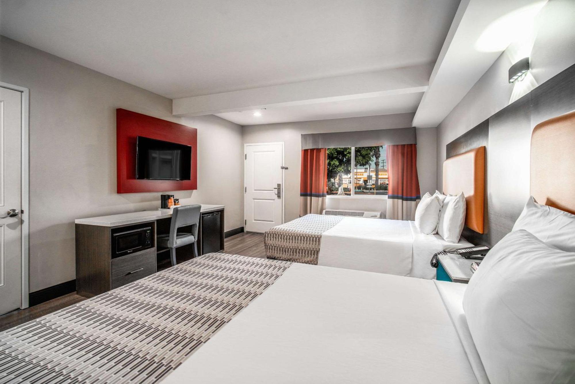 Rodeway Inn South Gate - Los Angeles South Bagian luar foto