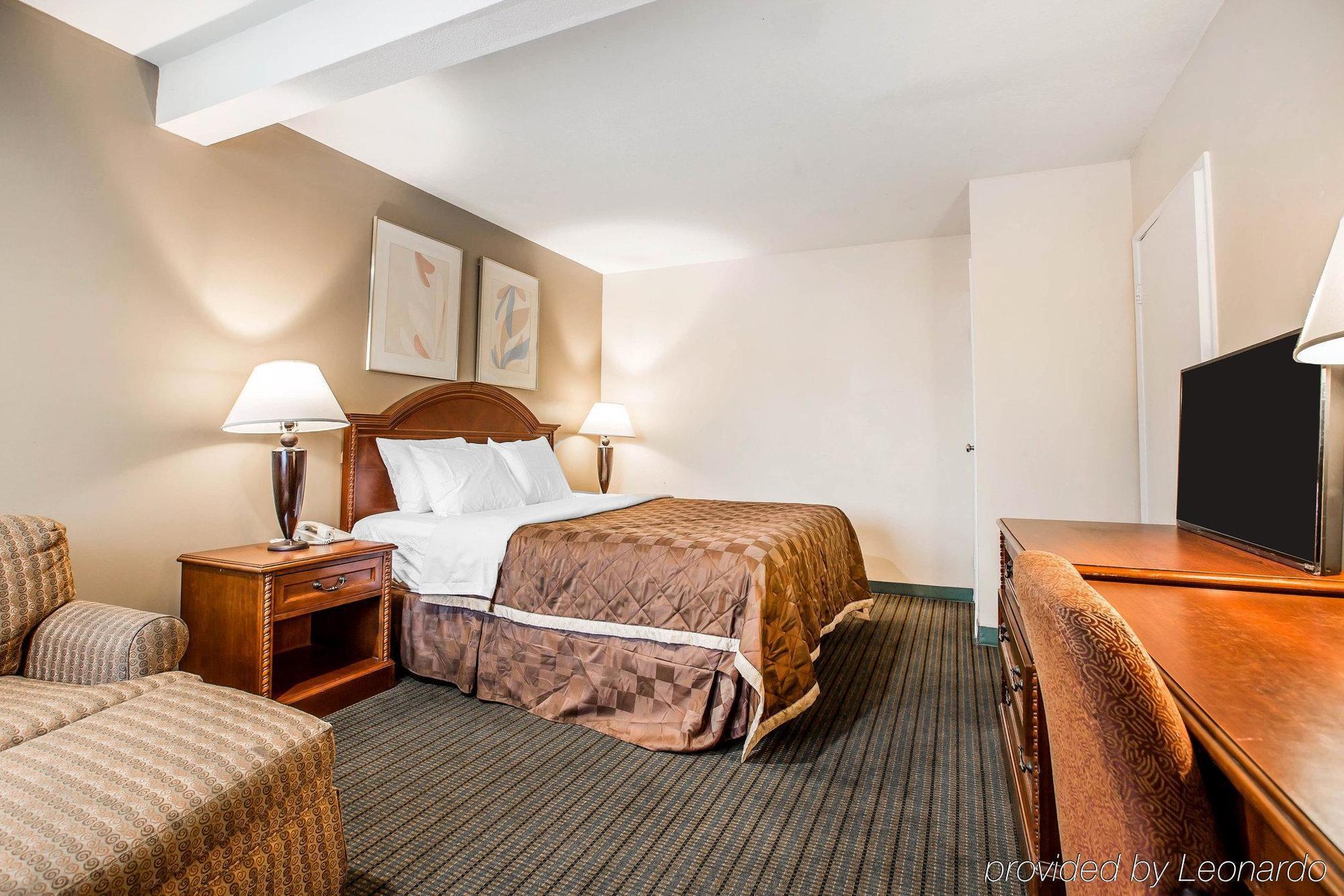 Rodeway Inn South Gate - Los Angeles South Bagian luar foto